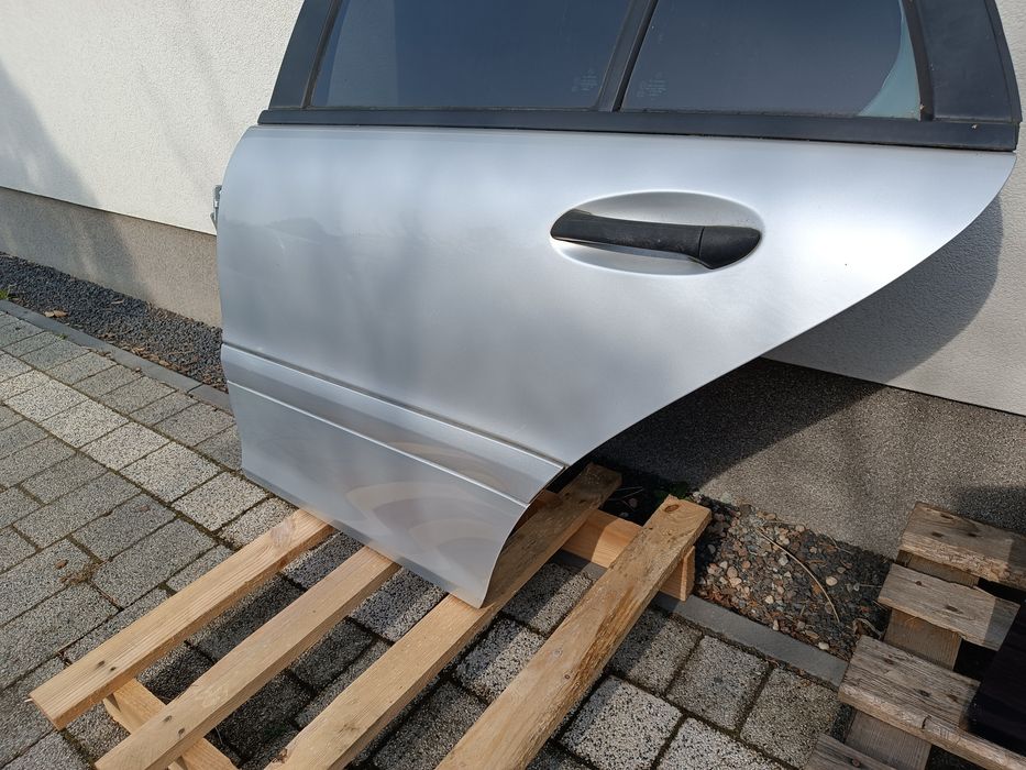 Mercedes C-klasa W203 S203 lift kombi - Drzwi tył tylne lewe kpl 775