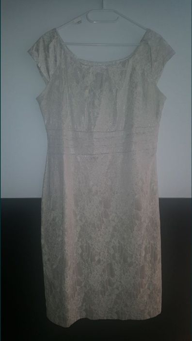 Sukienka koktajlowa (kolor ecru)