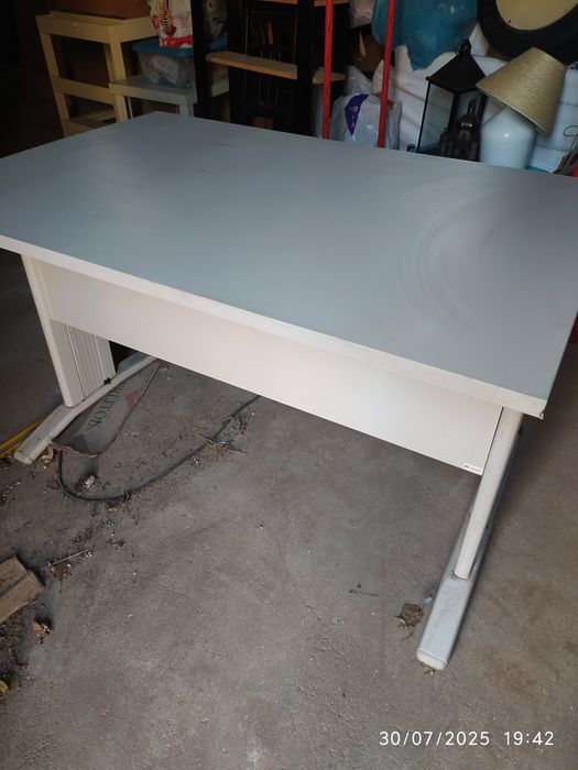 2 Secretárias de escritório