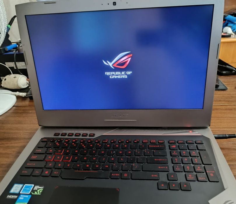 Asus ROG g752VS i7 6820hk oraz GTX 1070 na 8gb