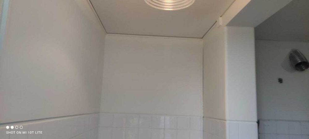 Trabalhos e pinturas64728141335170121