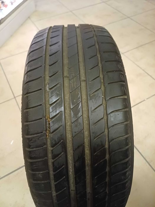 1 pneu Michelin Primacy 215/50r17