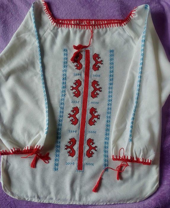 Вишиванка жіноча , ручна вишивка 48 розм
