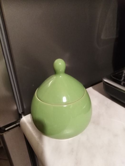 Cukierniczka porcelanowa