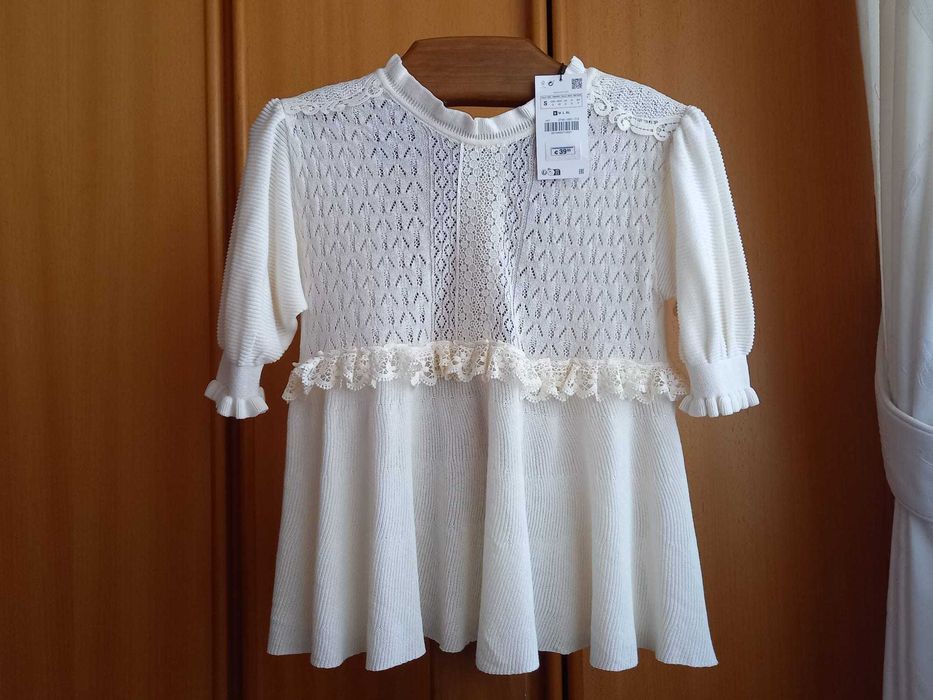 (NOVO C/ ETIQUETA, PORTES GRÁTIS) ZARA: Blusa Malha Pointelle Renda
