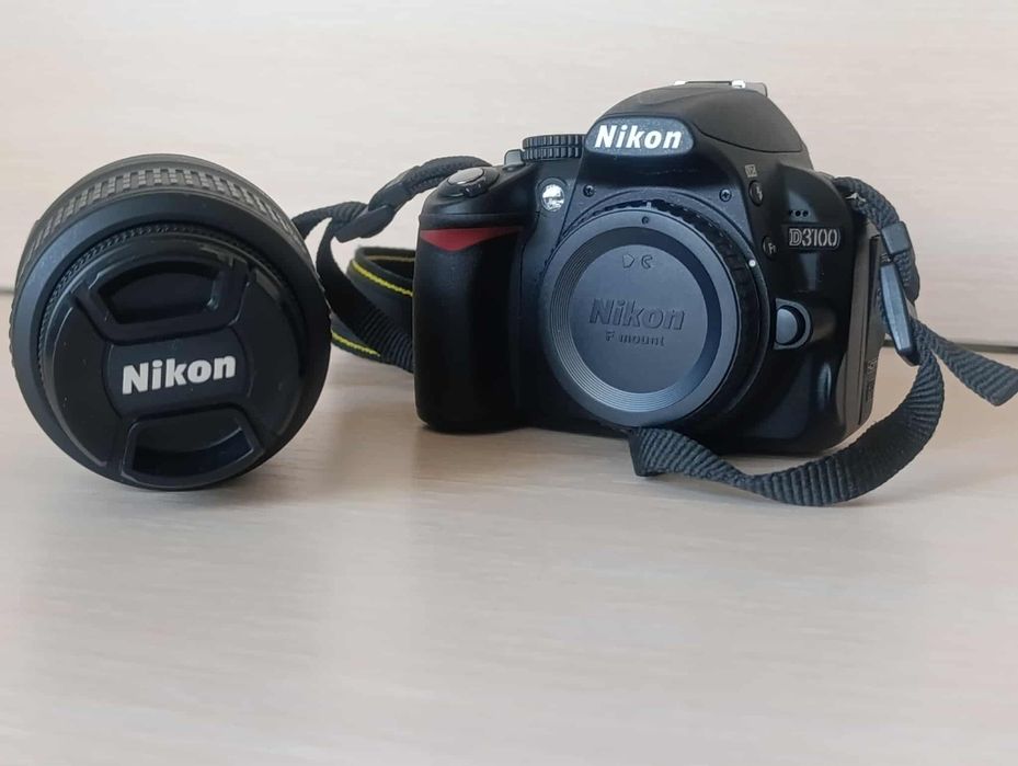 Цифровий дзеркальний фотоапарат Nikon 3100