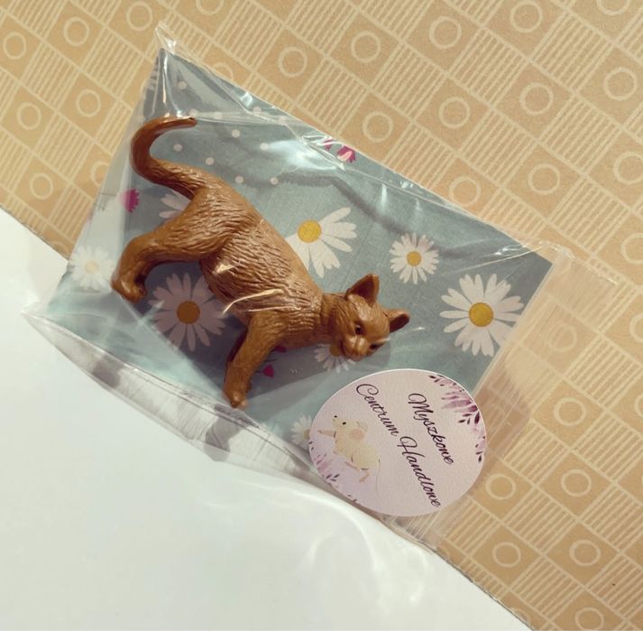 Brązowy mały kotek dla myszek maileg lalek barbie na prezent