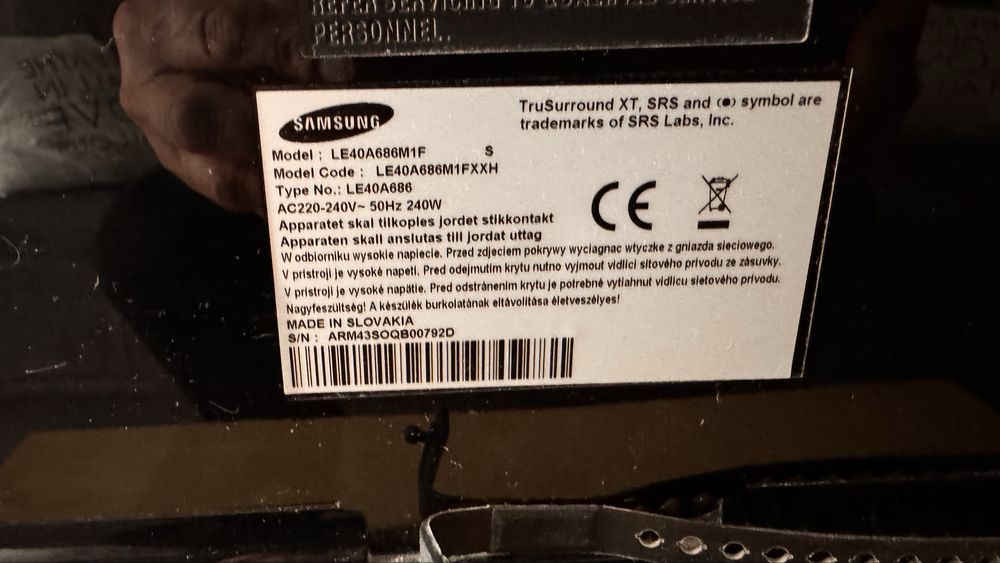 Telewizor LCD Samsung 40 cali - sprawny z pilotem