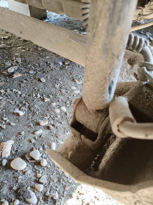 Стійки з пружинами Форд Ескорт мк5, в зборі