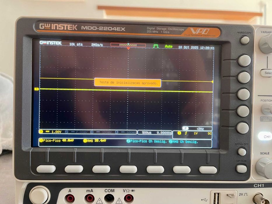 Osciloscópio digital GW Instek MDO-2204EX - 4 Ch/200 MHz DSO