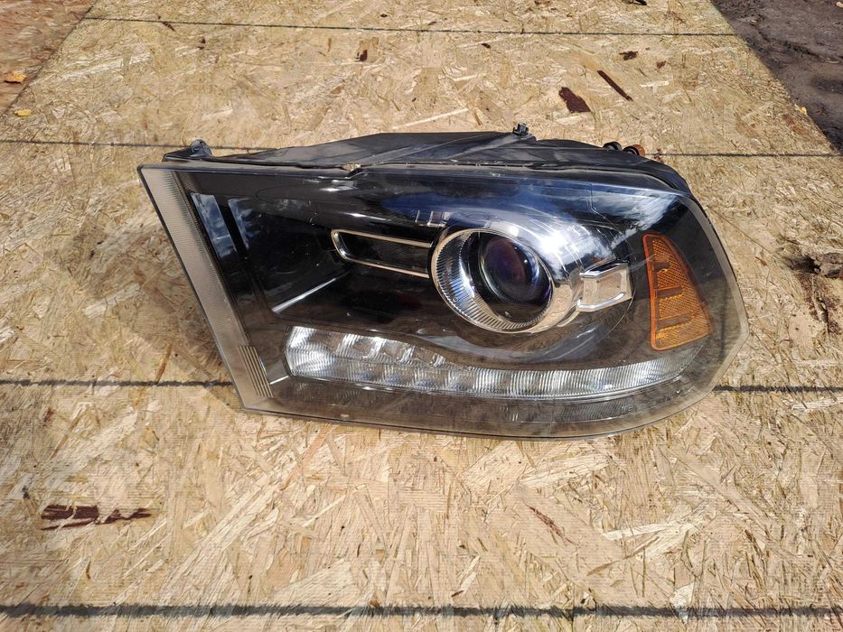 Lampa Dodge RAM 13-19r lewa oryginał LED
