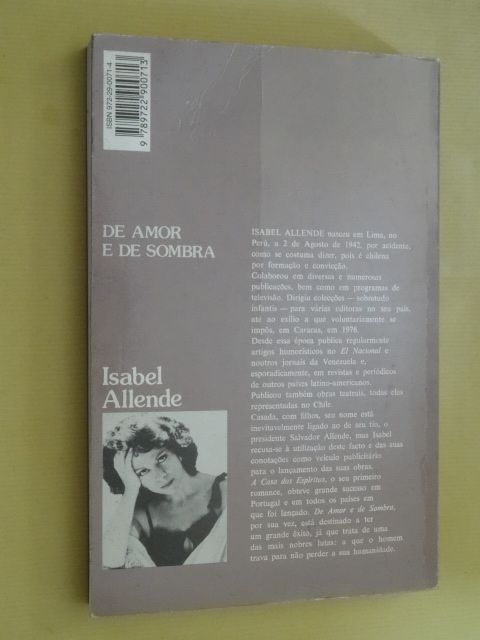 De Amor e de Sombra de Isabel Allende