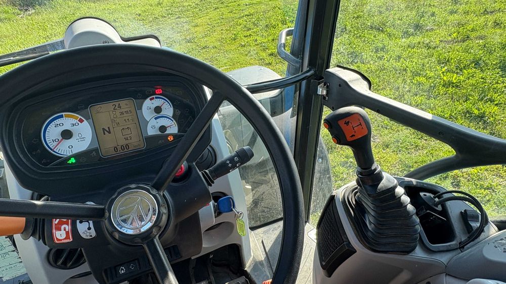 New Holland T5 Krajowy Niski Przebieg
