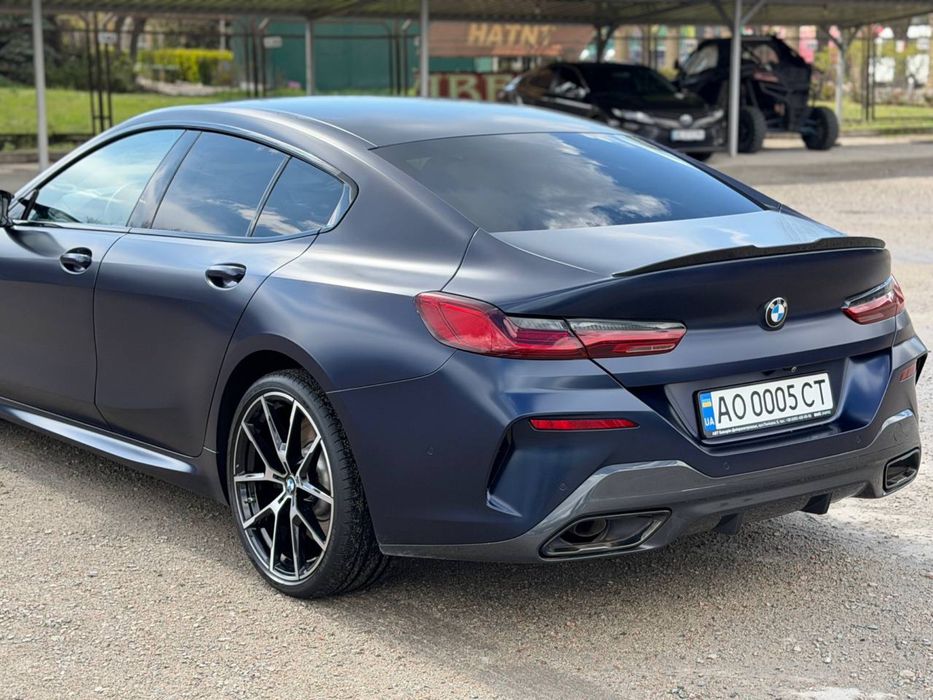 BMW 840D офіційний автомобіль