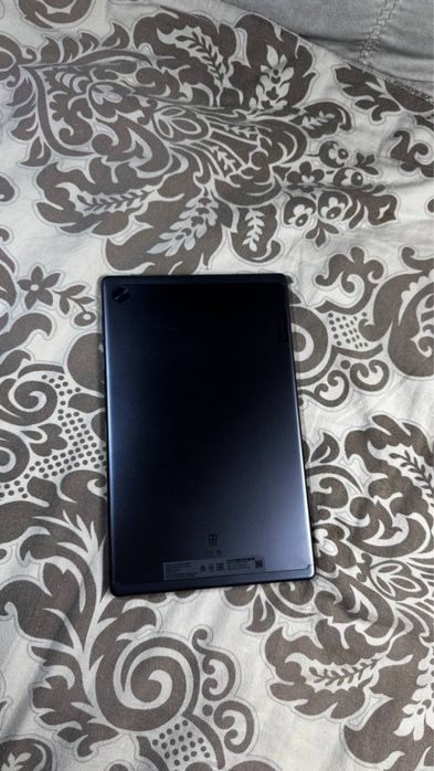 Планшет Lenovo TB-x606f