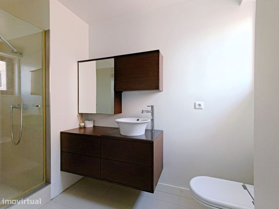 Apartamento T4 Mobilado no Centro de Aveiro