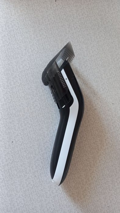 Машинка для стрижки волос "PHILIPS