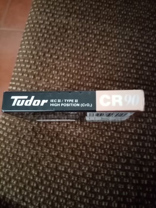 Cassete audio virgem Tudor CR90