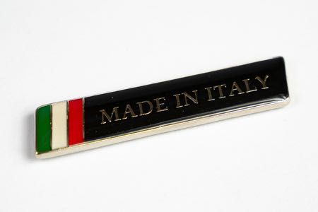 Znaczek, napis, logo MADE IN ITALY z FLAGĄ