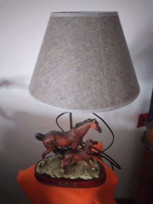 Candeeito de mesa lindissimo