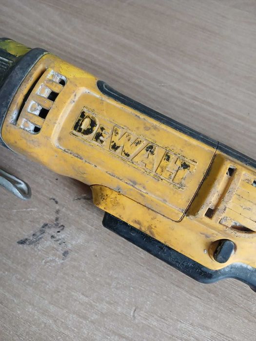 8Narzędzie wielofunkcyjne DeWalt DWE315 (300W) – Sprawne