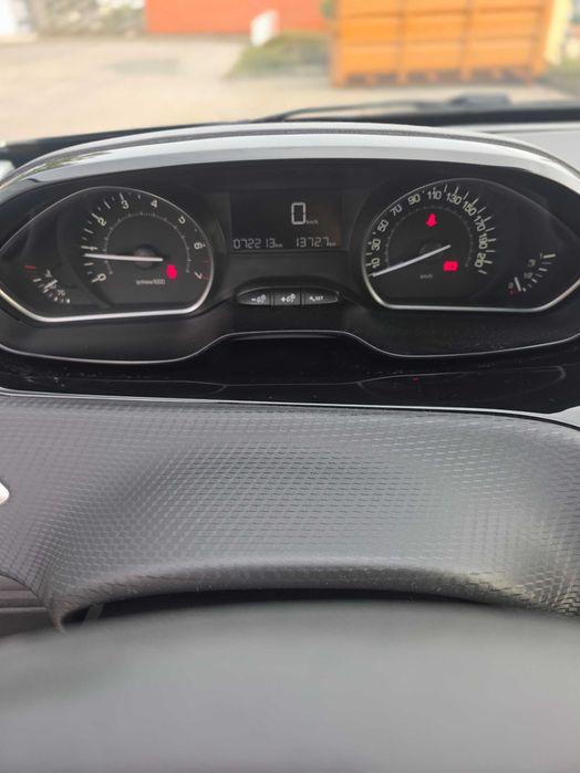 Peugeot 208 Pure Tech Gasolina