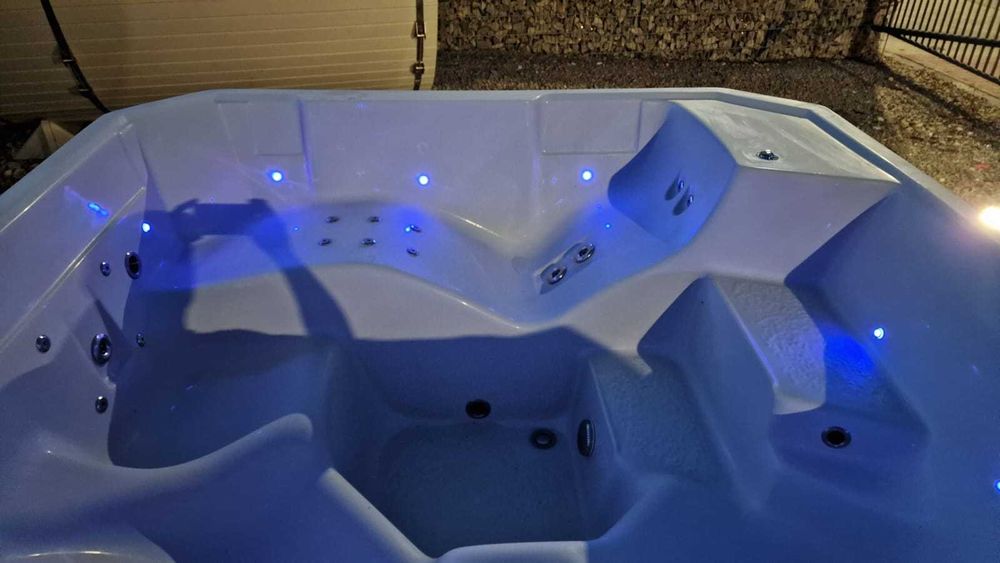 Jacuzzi- balia- bania- sauna- dostępne od ręki!!!