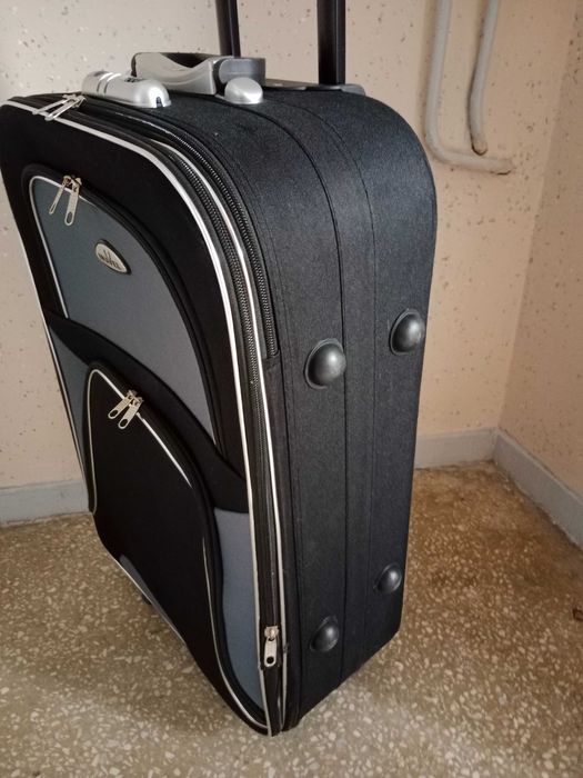 Walizka podróżna 60cmx45cmx20cm