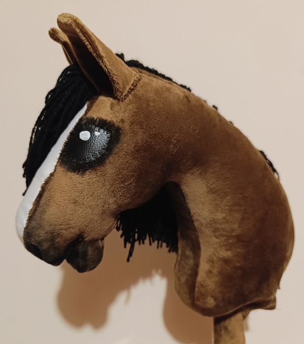 Hobby horse A4, gniady, nowy