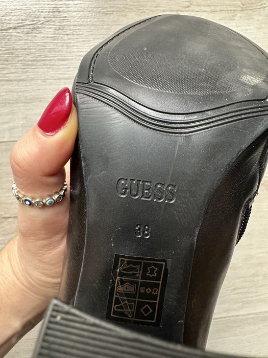 Botki na obcasie czarne   skóra naturalna guess 38 stan idelanh