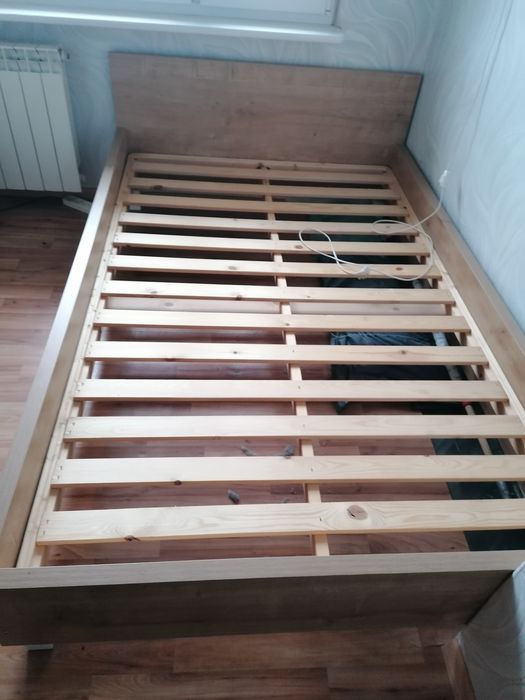 Łóżko 120x200 z materacem