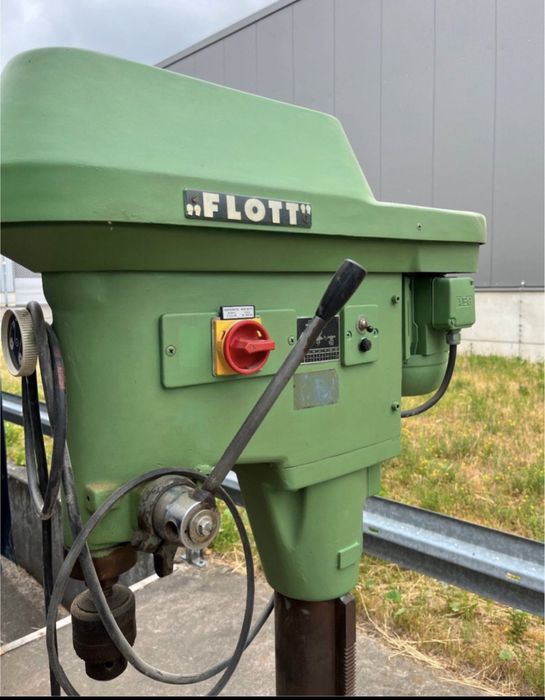Сверлильний станок по металу, довбальний Flott. Виробник: Німеччина