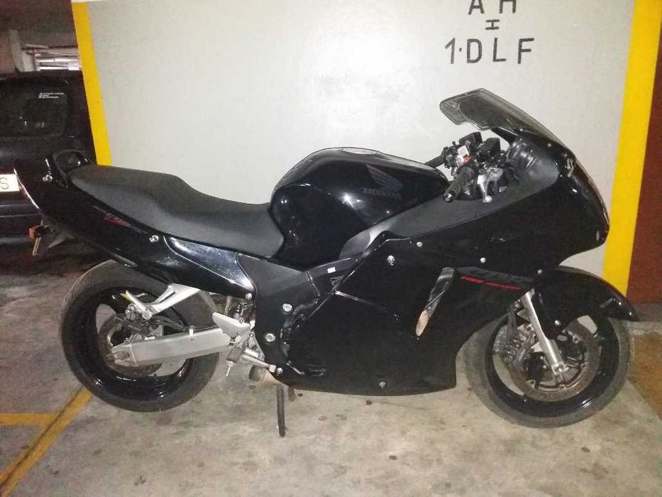 Peças Honda CBR1100XX