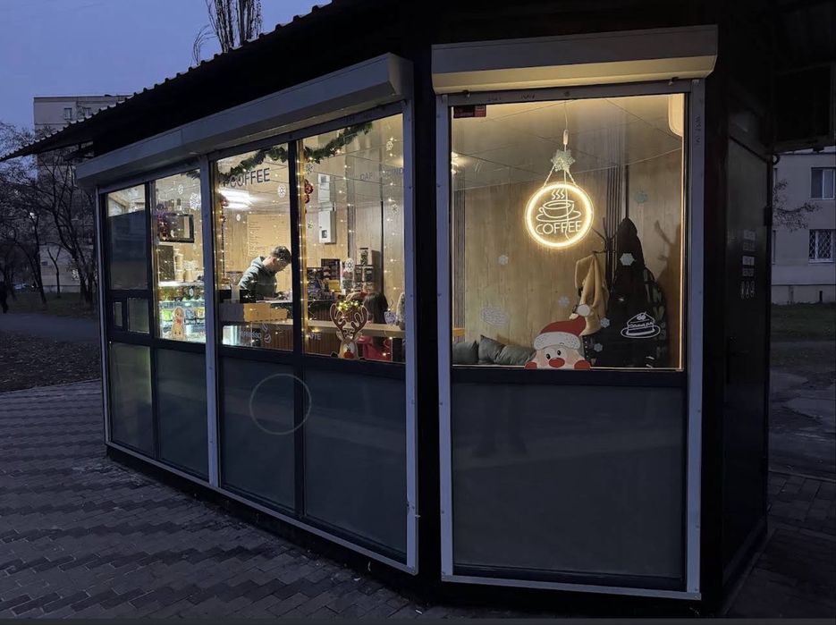 Кавярня зупинковий комплекс.