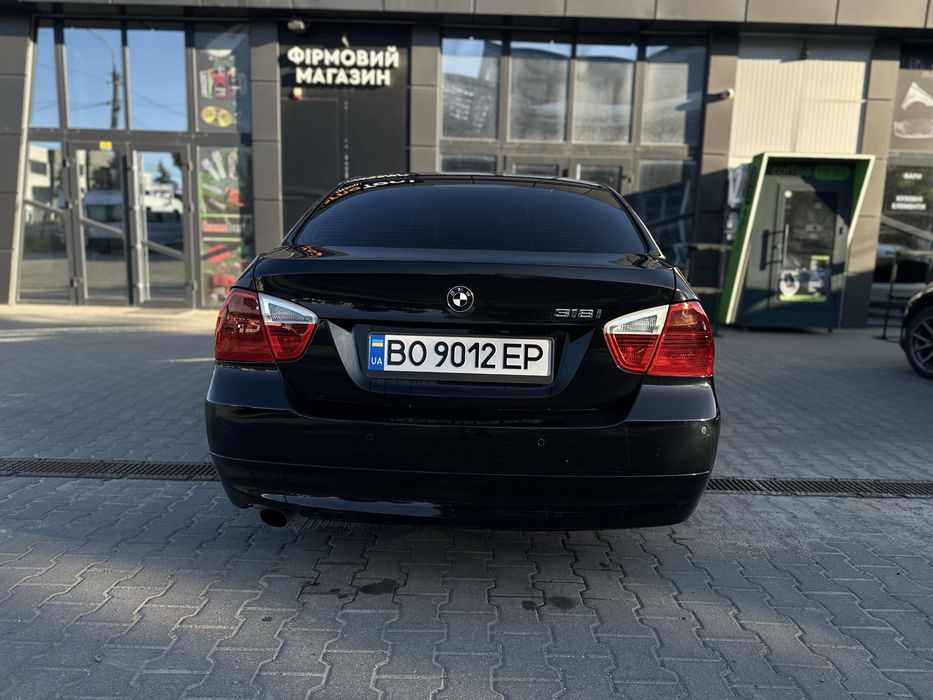 Продам bmw e90. 318.2.0