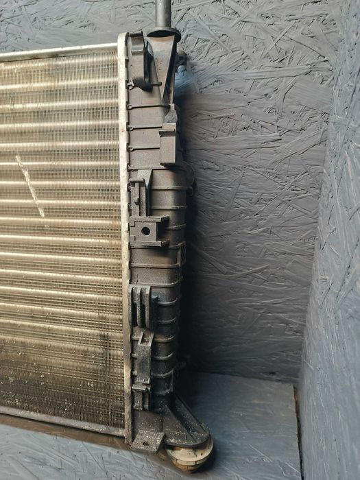 Радіатор Мазда 3 Mazda 3 Bk 1.6 Z6 2003-2009