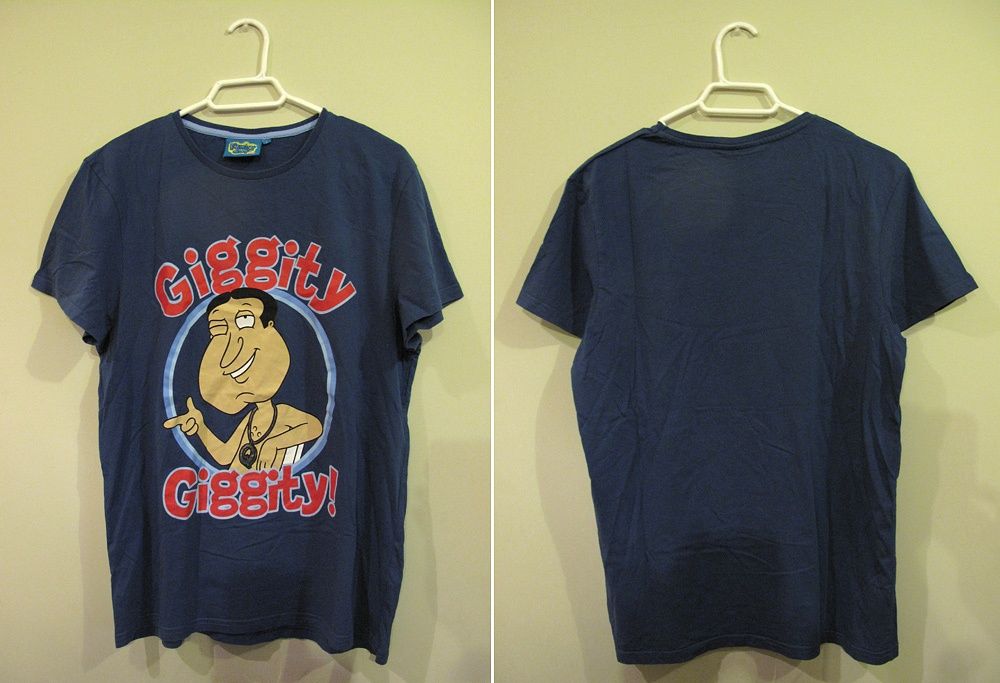 T-Shirts - Novas e Usadas