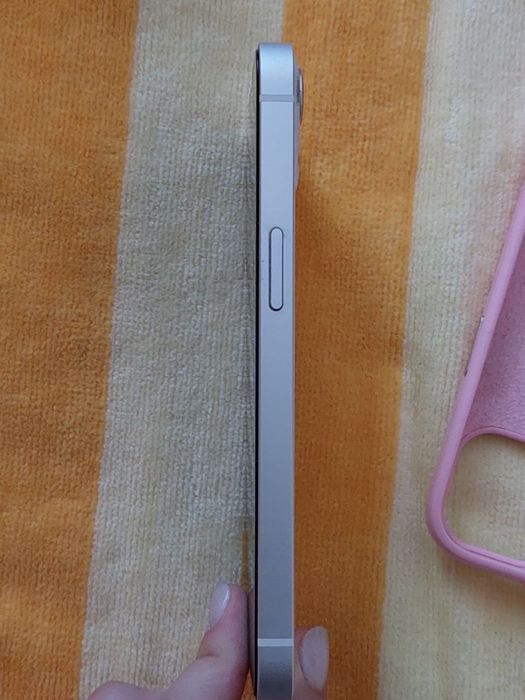 iPhone 13 128gb white