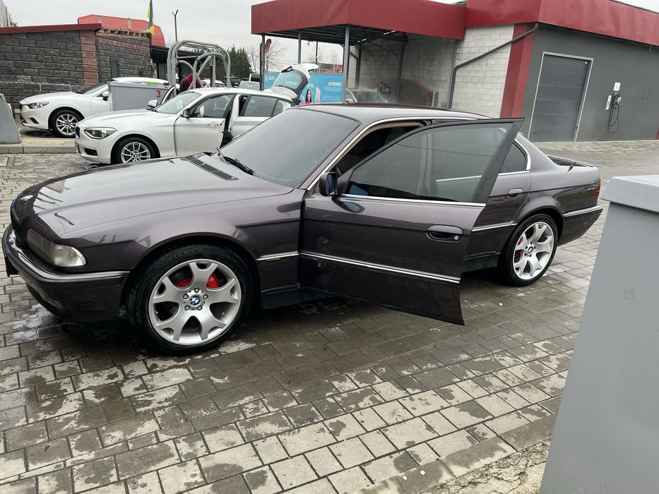 Продаж Bmw 7 е38