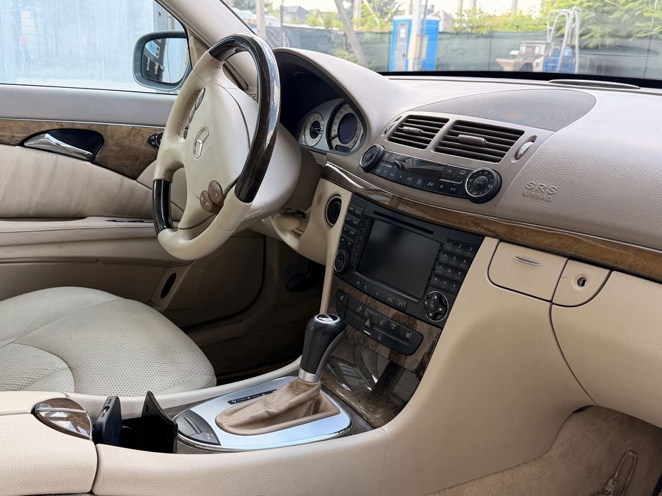 Mercedes-Benz E320 w211 E-class 3.0d 2006