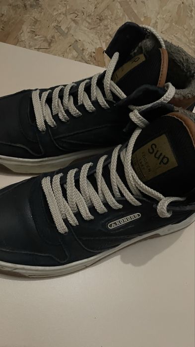 Дитяче взуття. В гарному стані