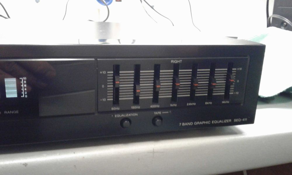 SONY SEQ-411, korektor equalizer