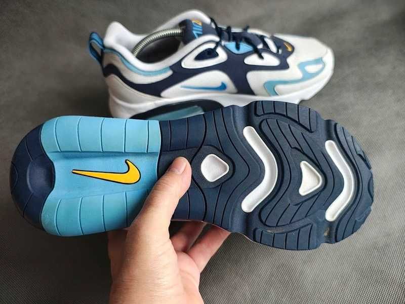 -  Nike Air Max 200 - Buty sportowe r. 44,5