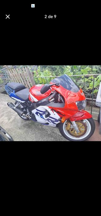 Honda CBR 900RR Fireblade – Potência e Estilo Clássico!