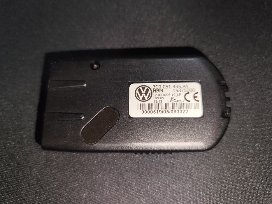 VW Bluetooth Adapter (Original)64740938244993124