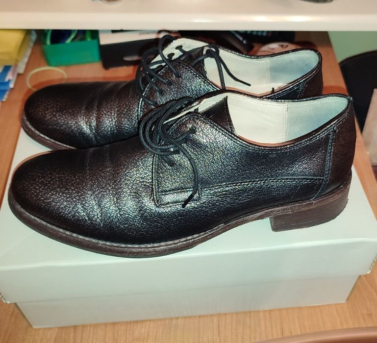 Buty oksfordki Clarks
Stan bardzo dobry, używane tylko kilka razy.
Czę