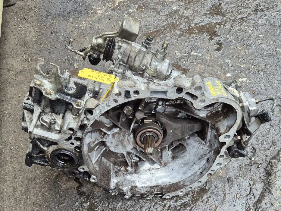Skrzynia biegów Toyota Corolla E12 lift 2.0 D4D OE