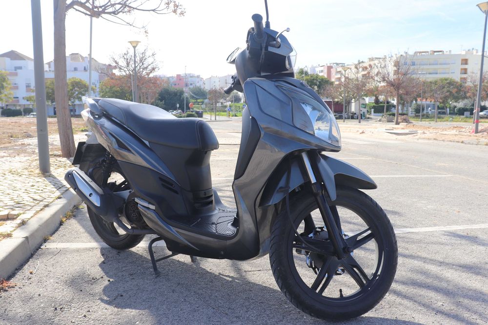 Scooter Sym Symphony 125