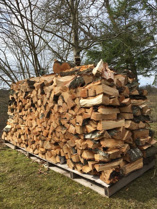 Рубані дрова дуб/ясен з доставкою.