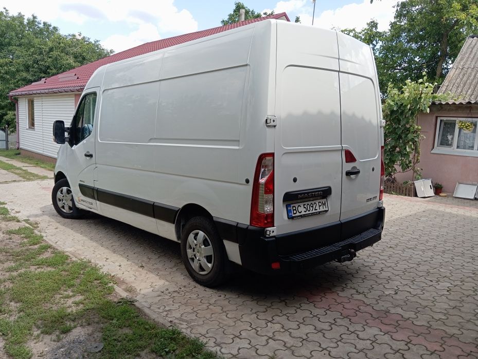 Рено мастер 2015року